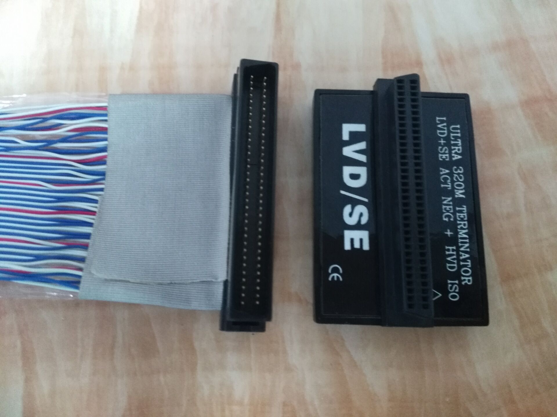 Utra 320M  HPDB 68 female SCSI Terminator